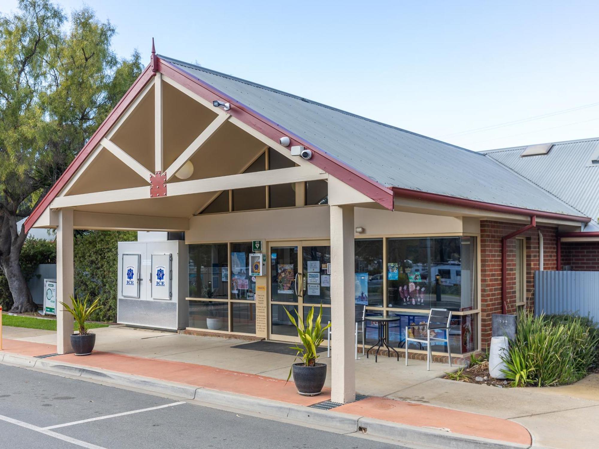 Nrma Echuca Holiday Park Exterior photo